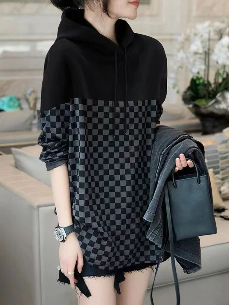 Winter Clothing Essentials For Women - سويت شيرت فضفاض حريمي مع قلنسوة