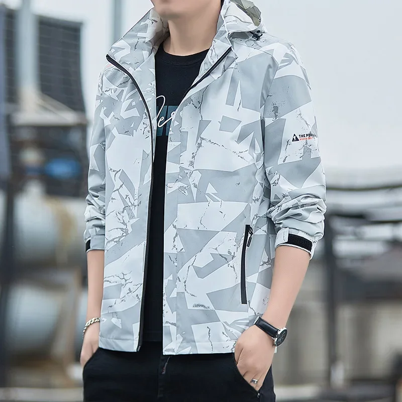 جاكيتات خريف 2026 للرجال للمشي - مراجعة Windproof Jacket Softshell وسعره