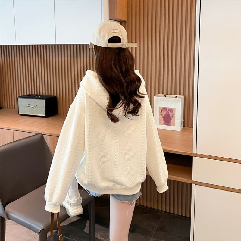 الجديد في بلوزات نسائية بغطاء  - مراجعة Winter Clothing Essentials For Women وسعره