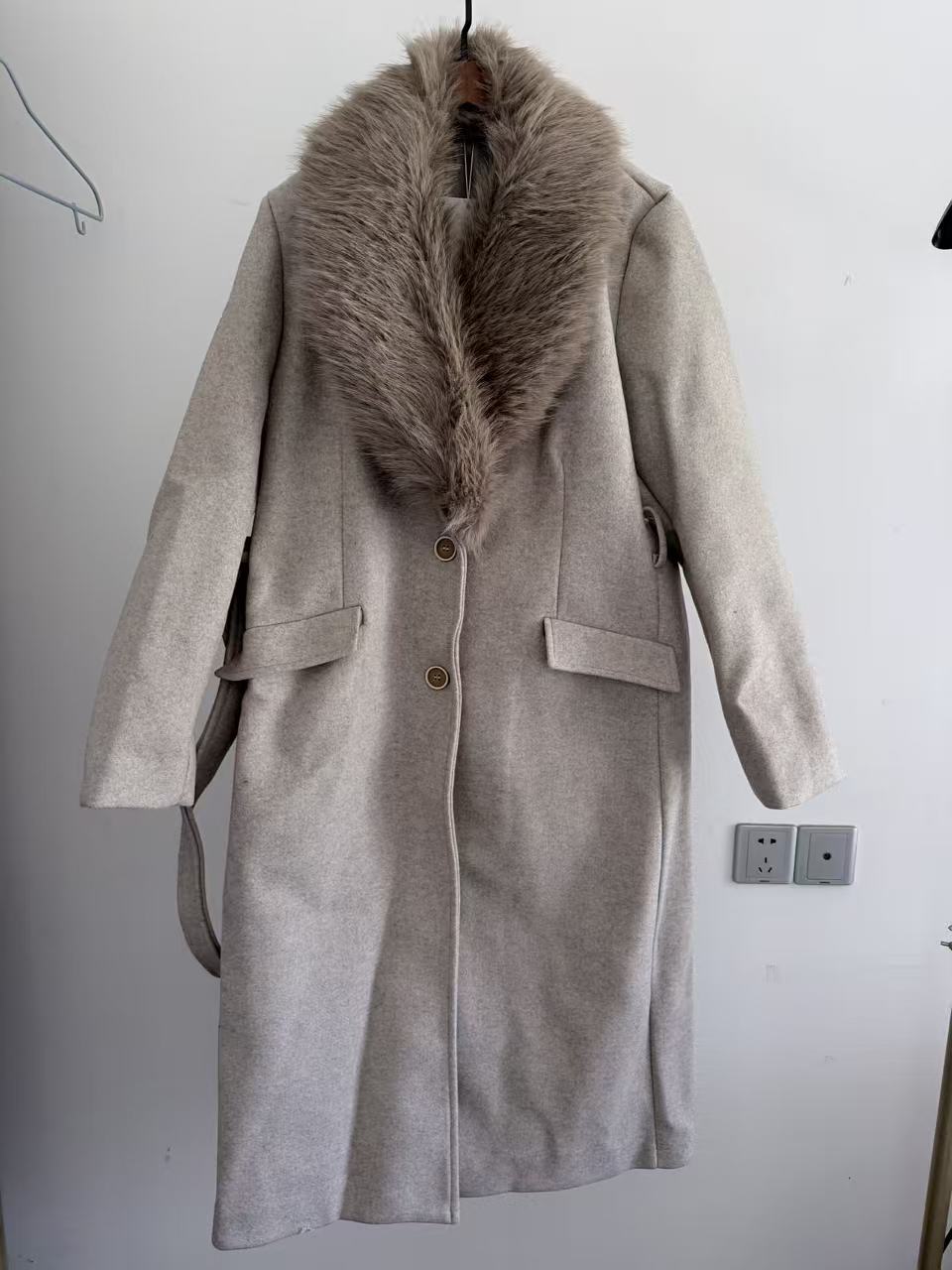 حزام المرأة الدافئة الفراء طوق - مراجعة Wool Blend Coat وسعره
