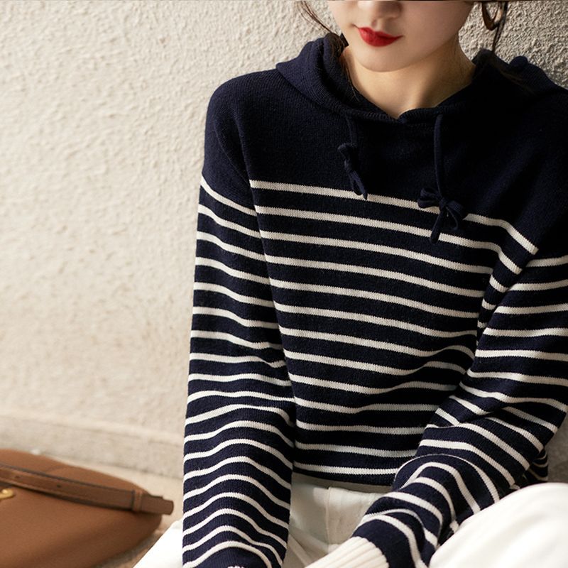 سويت شيرت بغطاء للرأس فضفاض بأ - مراجعة Winter Clothing Essentials For Women وسعره