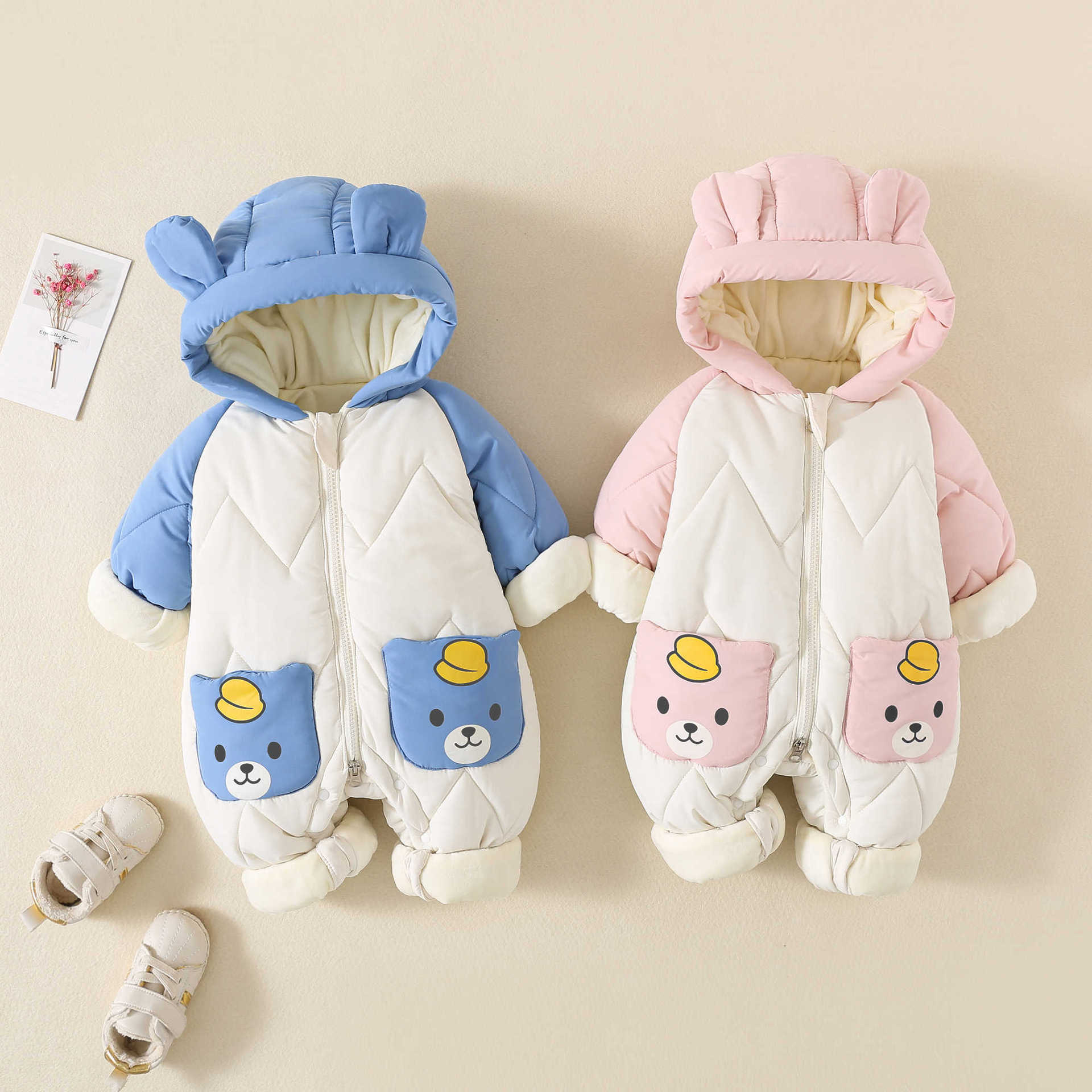 ملابس خارجية شتوية للأطفال مبط - مراجعة Winter Clothing For Babies وسعره