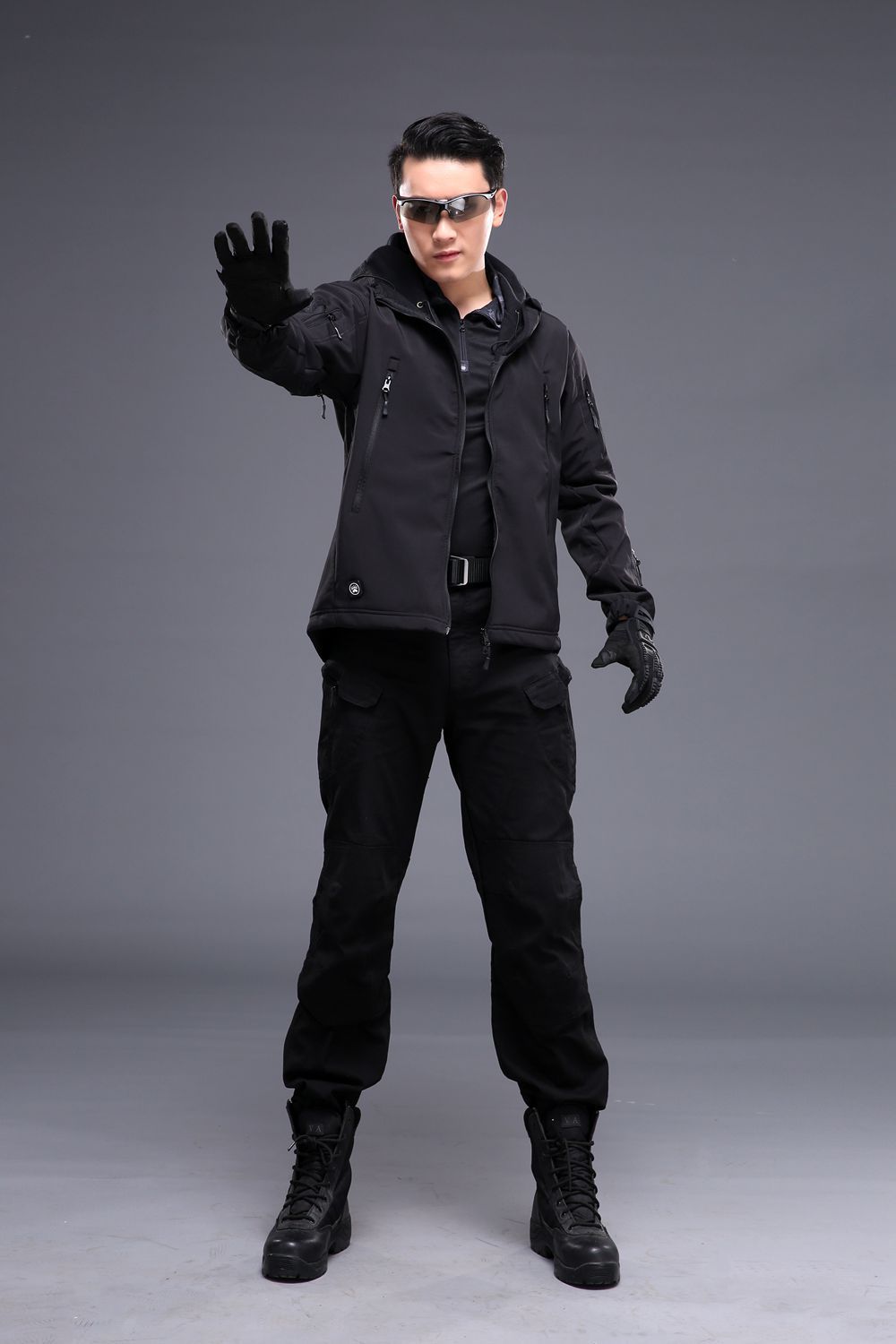 القرش الجلد لينة قذيفة التكتيك - مراجعة Windproof Jacket Softshell وسعره
